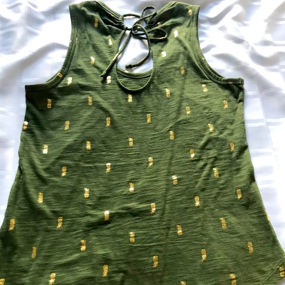 Old Navy tank top - Picture 4 of 5